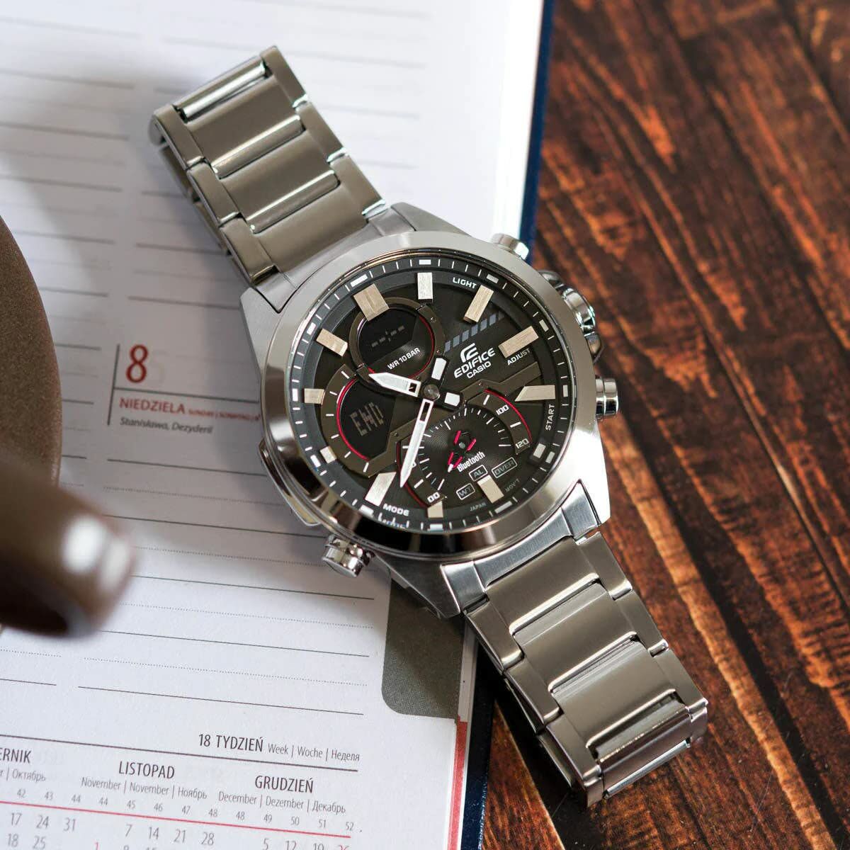 V2H3DDE8A4F8A1D3908B1B88D5281B12698R5779758P1